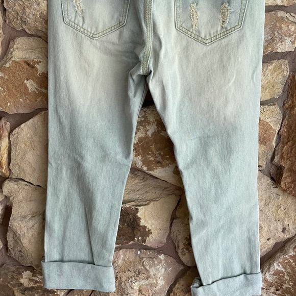 Ripped jeans from UNIF size 26 - Picture 3 of 4